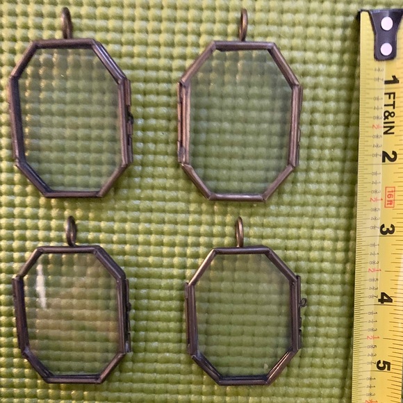Vintage Jewelry - 4 Vintage Glass Window Locket Pendants Steampunk